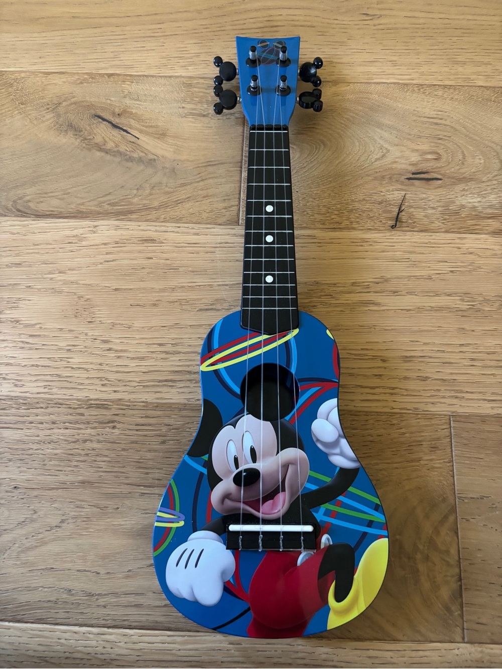 2015 disney mickey mouse ukulele